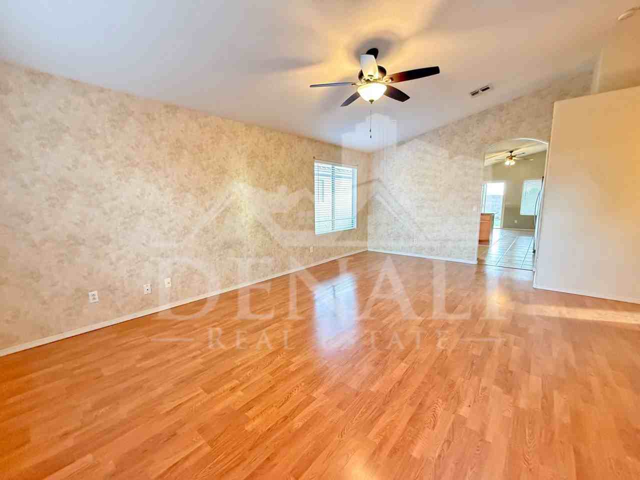 10903 E Diamond Ave - Photo 2 of 19