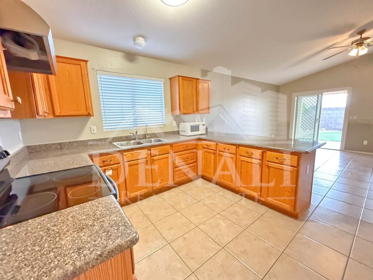 10903 E Diamond Ave - Photo 7 of 19