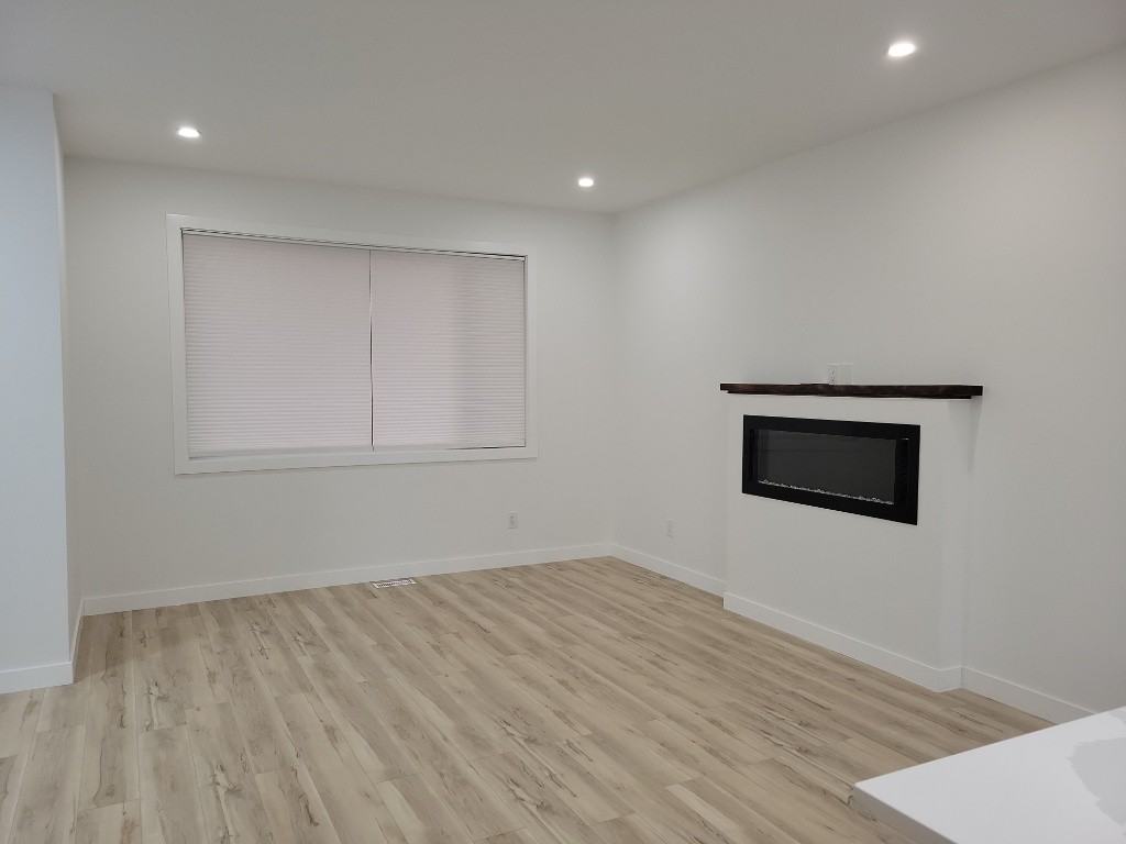 86 Fifth Ave - Photo 4 of 24