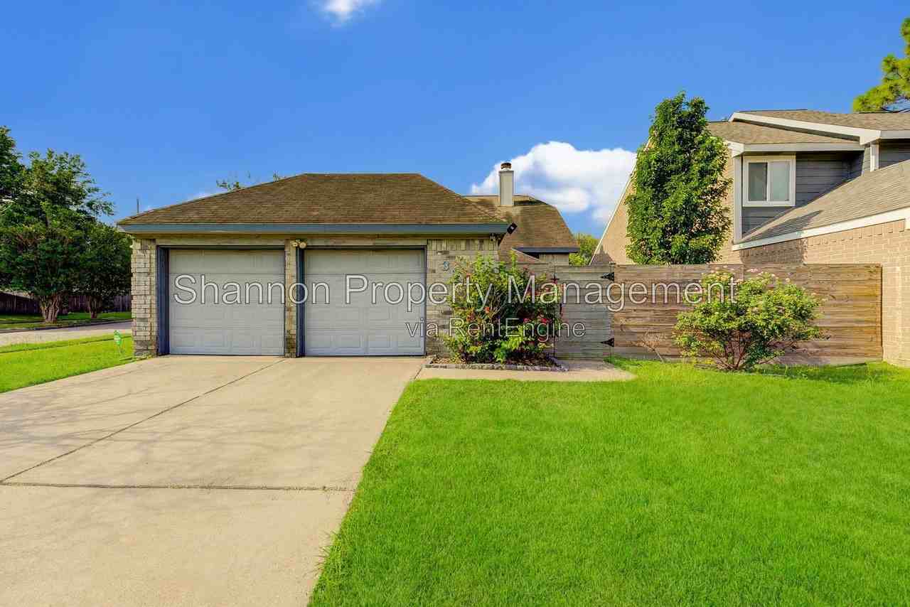3603 Storm Creek Dr - Photo 2 of 28