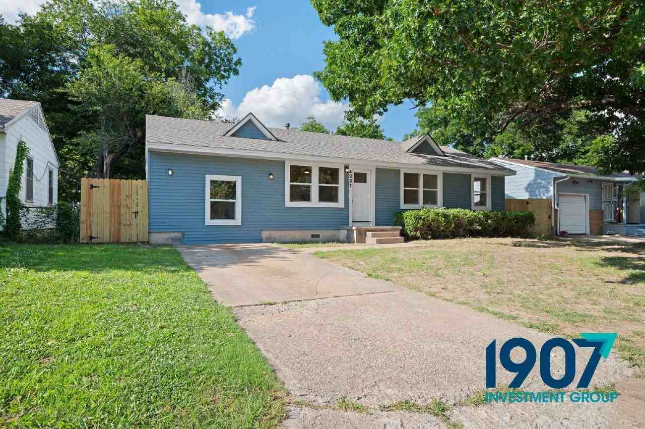 4237 E Young Pl - Photo 3 of 31