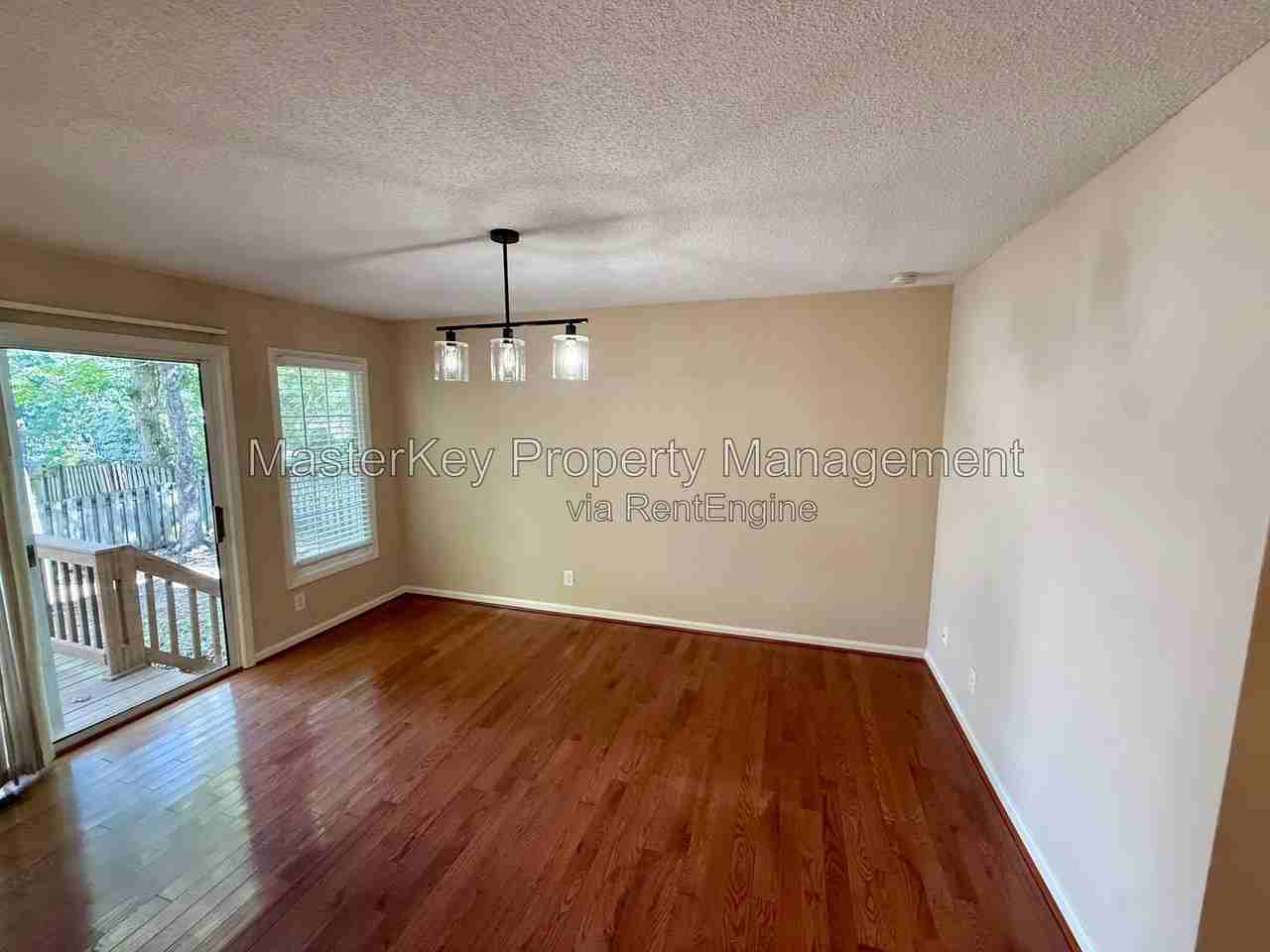 300 Silk Hope Dr - Photo 5 of 27