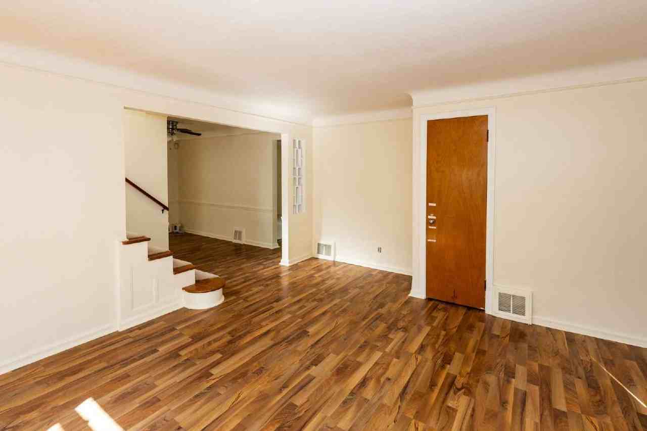 276 E 242nd St - Photo 3 of 18