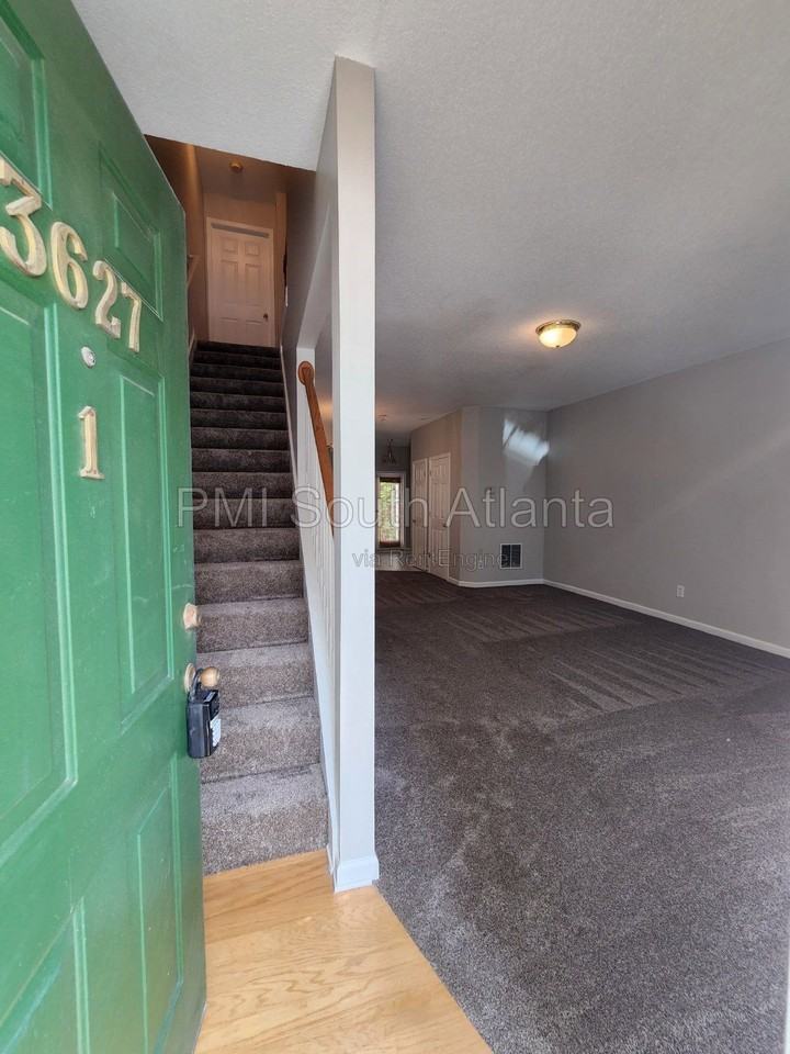 3627 Ginnis Rd Sw #1 - Photo 5 of 37