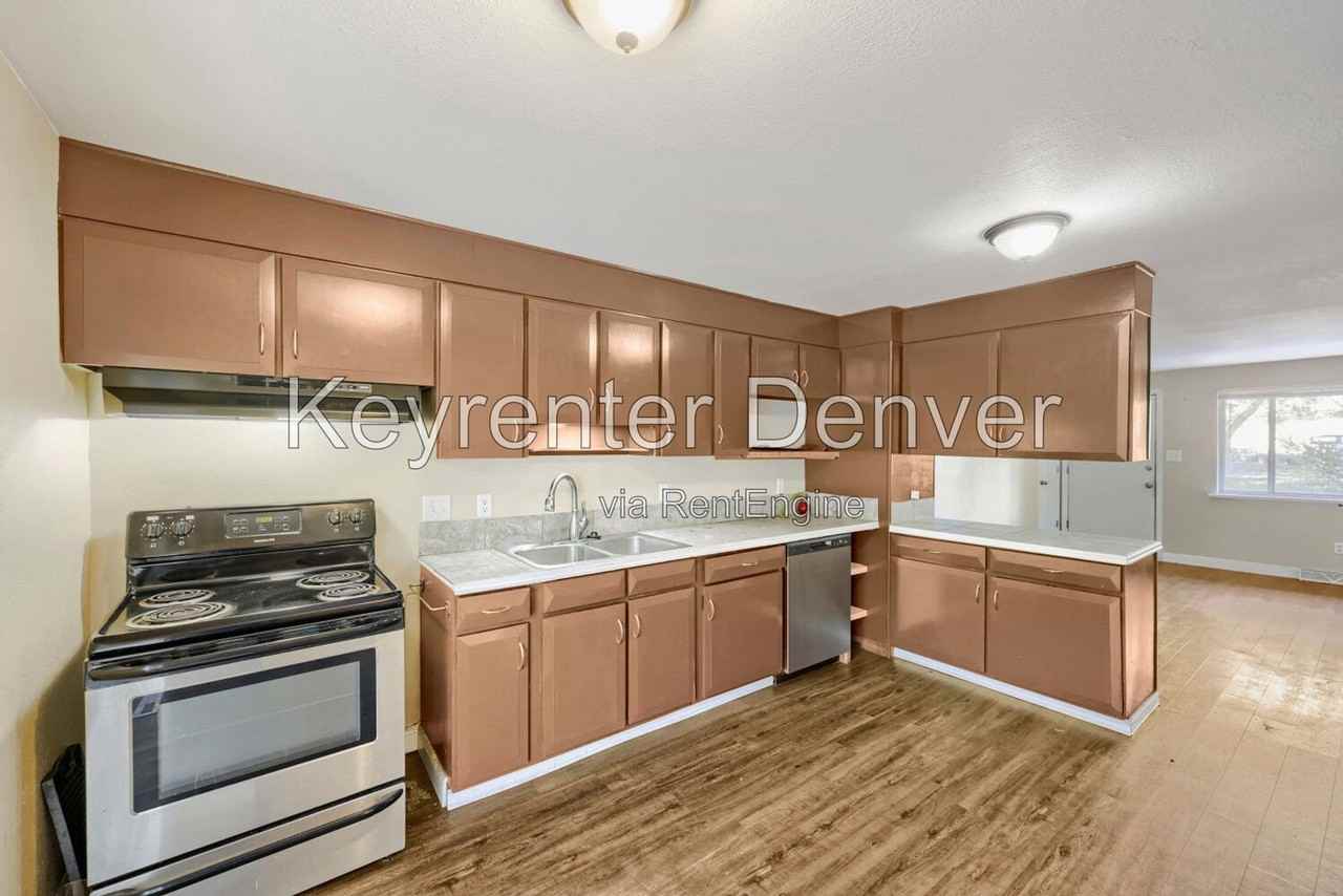 6692 W 58th Pl - Photo 6 of 18