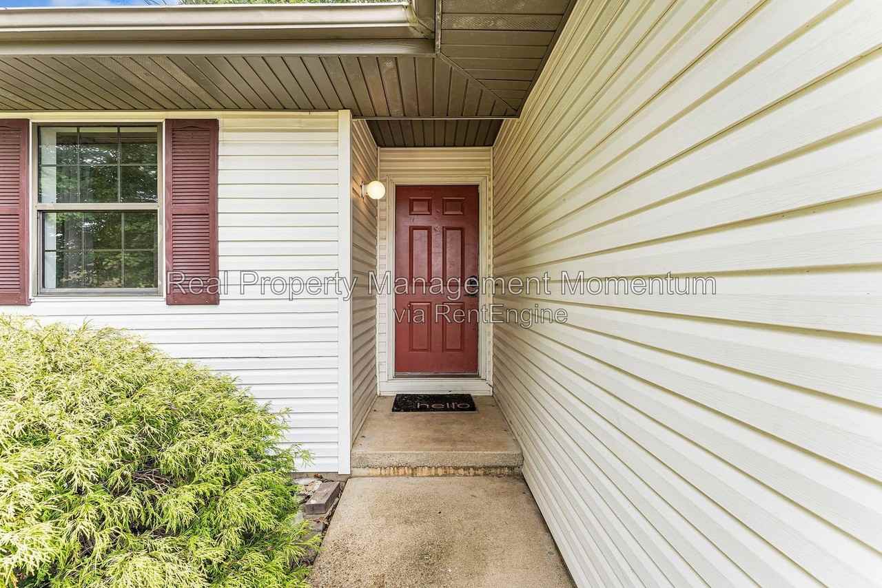 320 N Old Orchard Dr - Photo 5 of 30