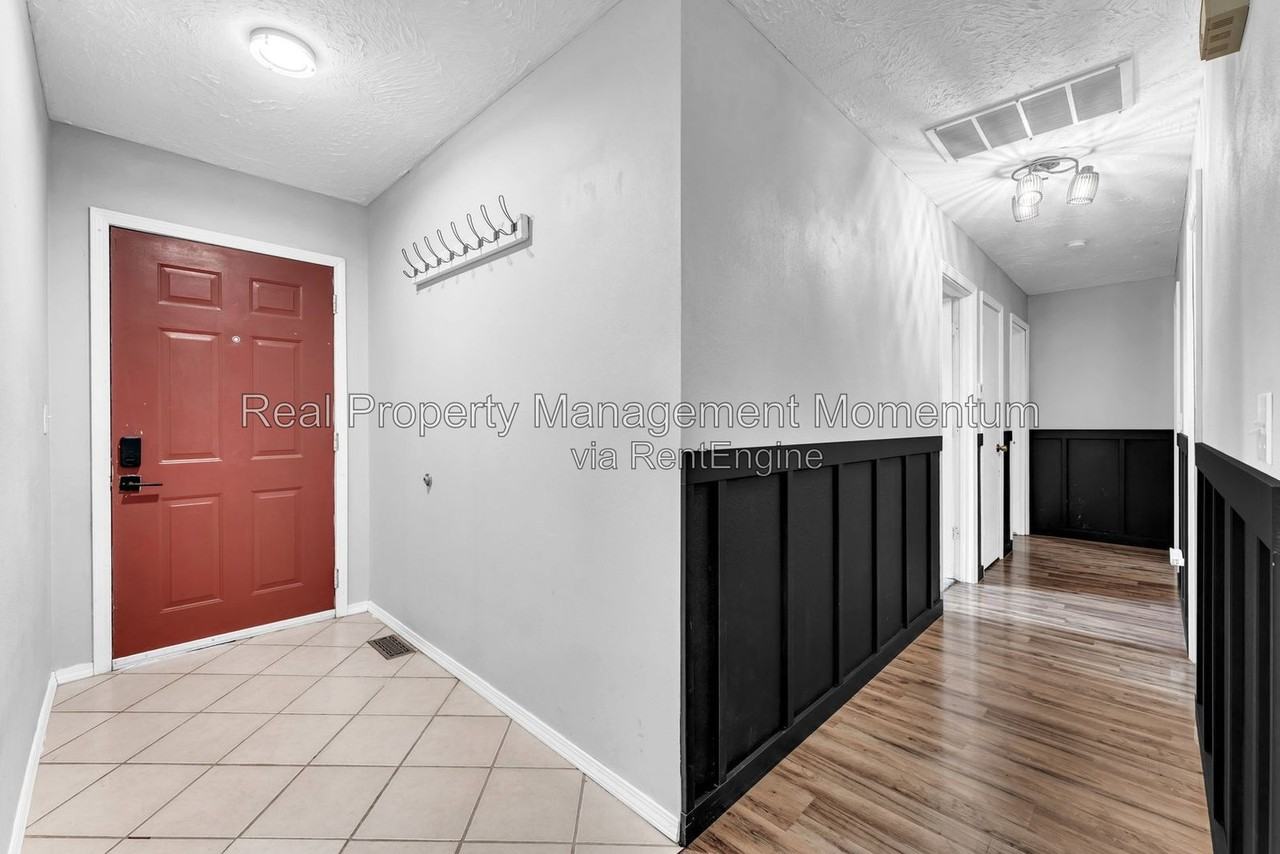 320 N Old Orchard Dr - Photo 7 of 30