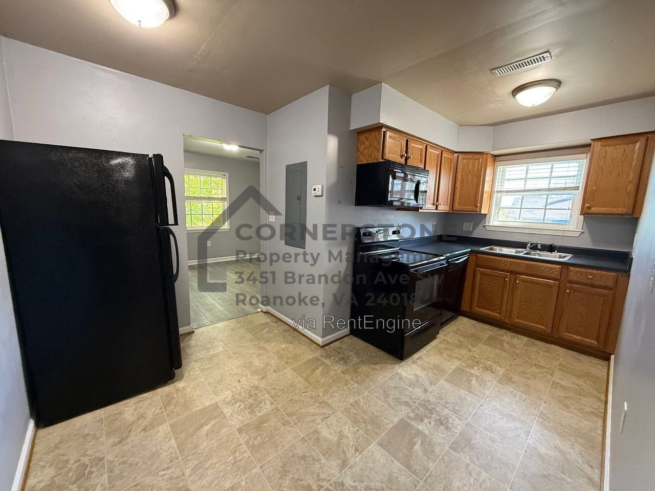 602 Day Ave Sw #18 - Photo 2 of 13