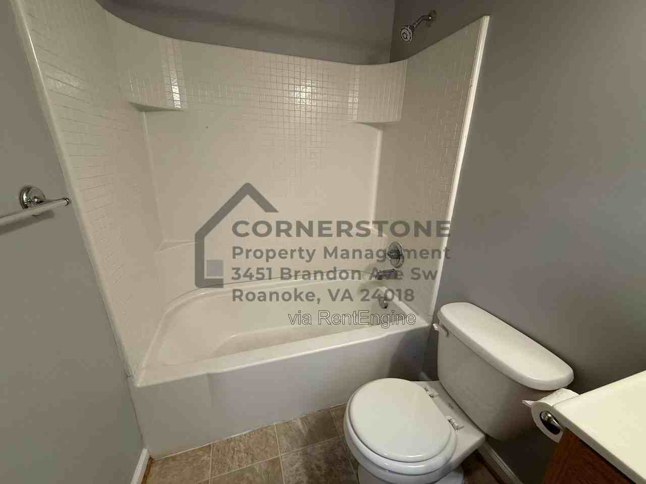 602 Day Ave Sw #18 - Photo 6 of 13