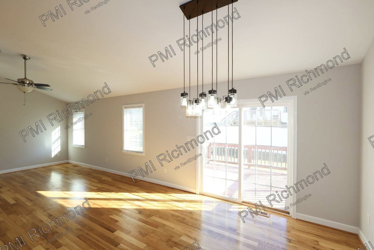 101 Wilkshire Ct - Photo 7 of 27