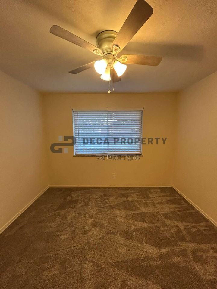 9100 Marymark Ln - Photo 5 of 12