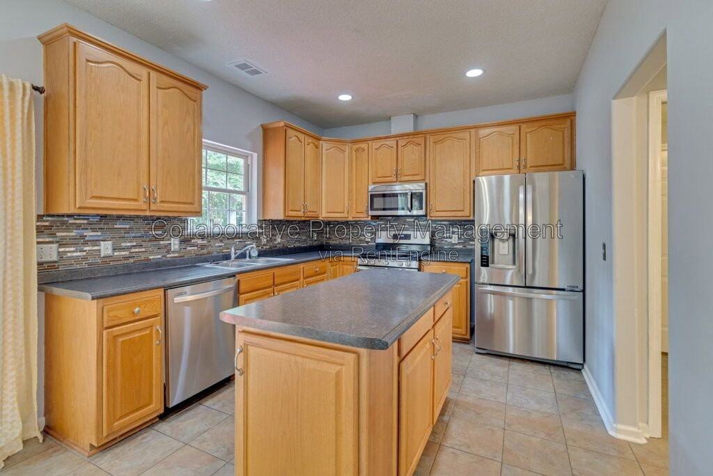 119 Cherryfield Ln - Photo 4 of 23