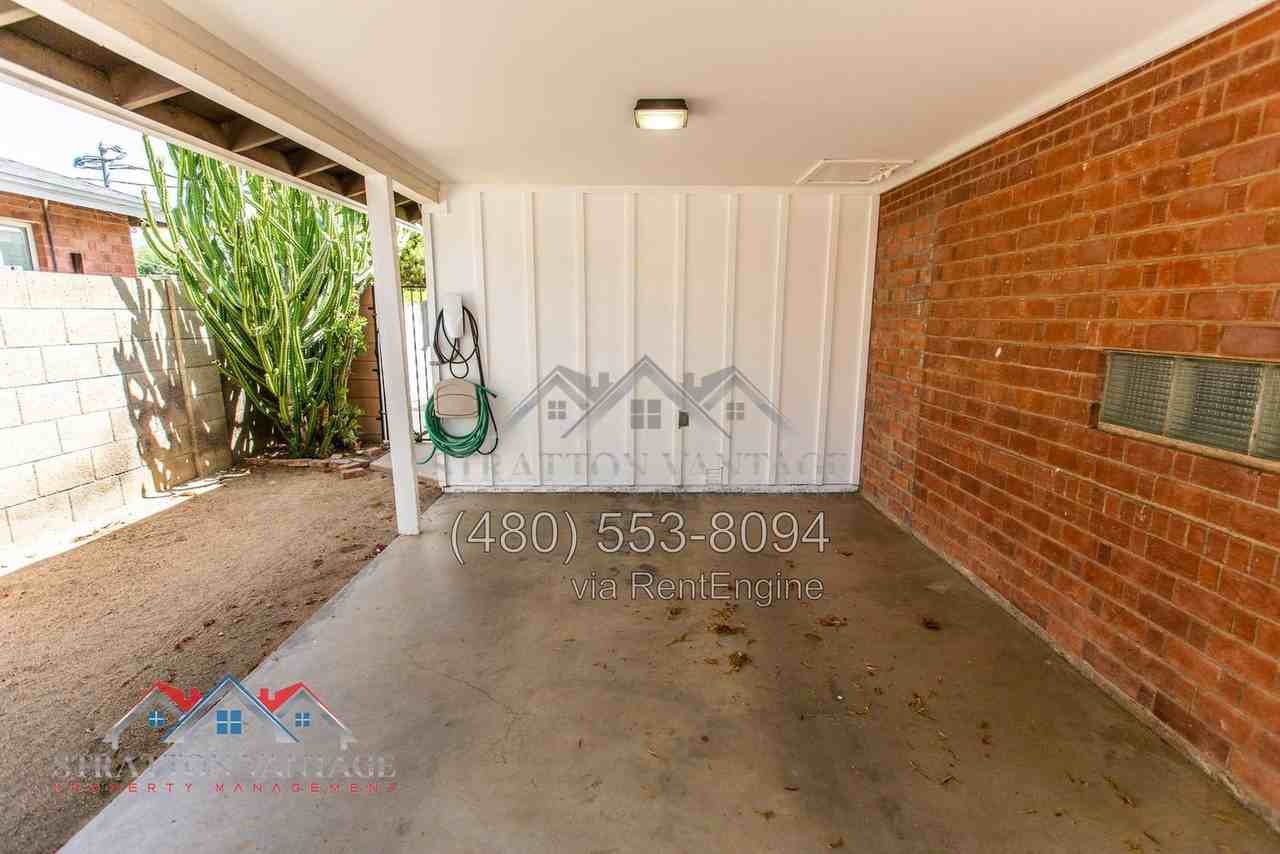 1839 E Palo Verde Dr - Photo 4 of 45
