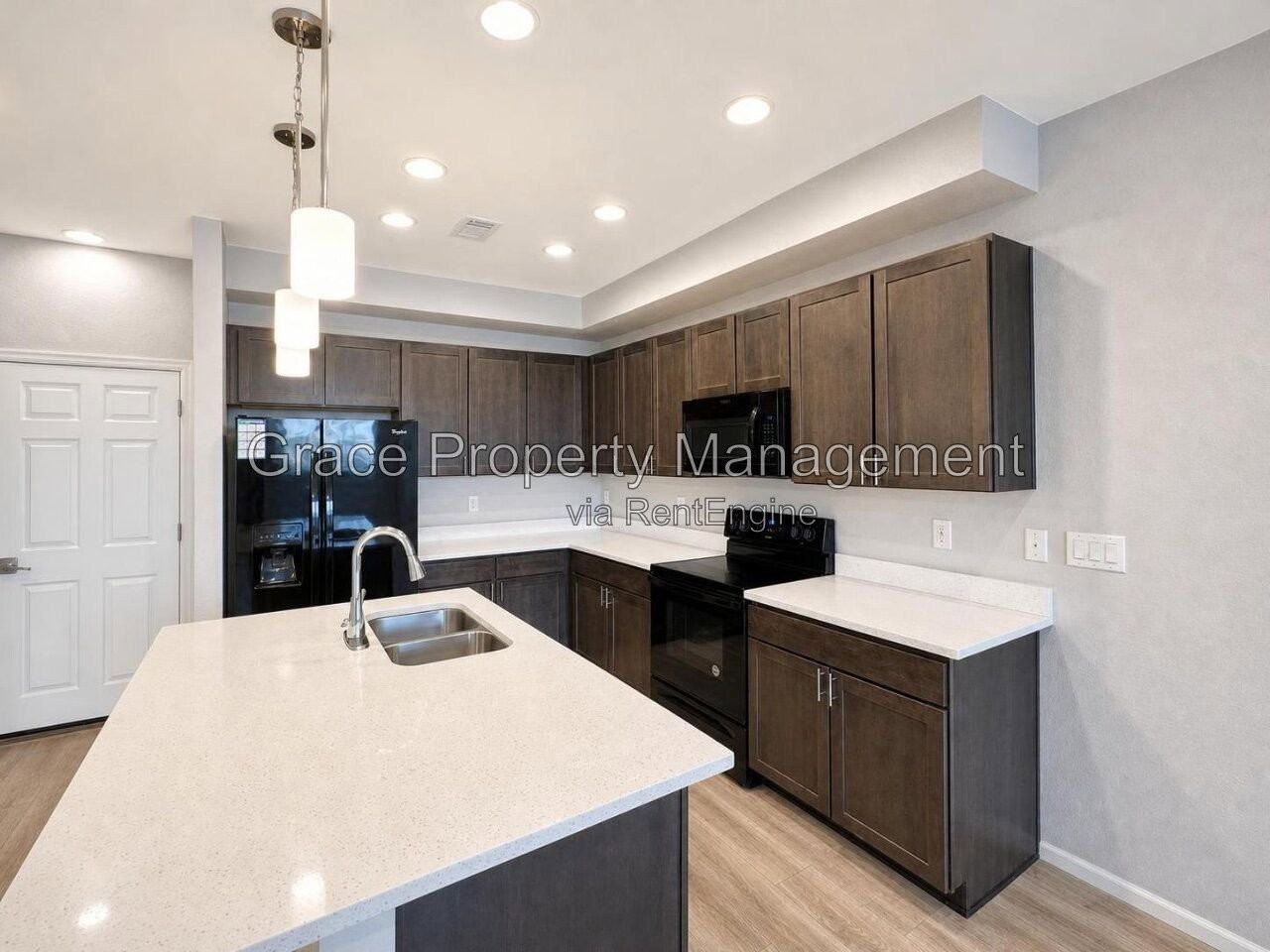 16025 E Elk Pl - Photo 7 of 22