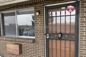 featured image of 3071 W Hamilton Pl #5