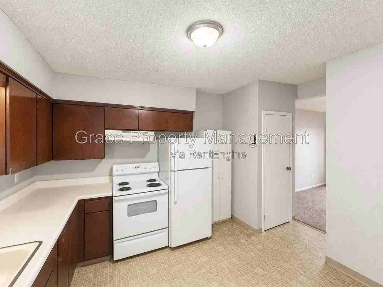 3071 W Hamilton Pl #5 - Photo 4 of 15