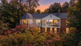 80 Westhaven Dr - Photo 1 of 1