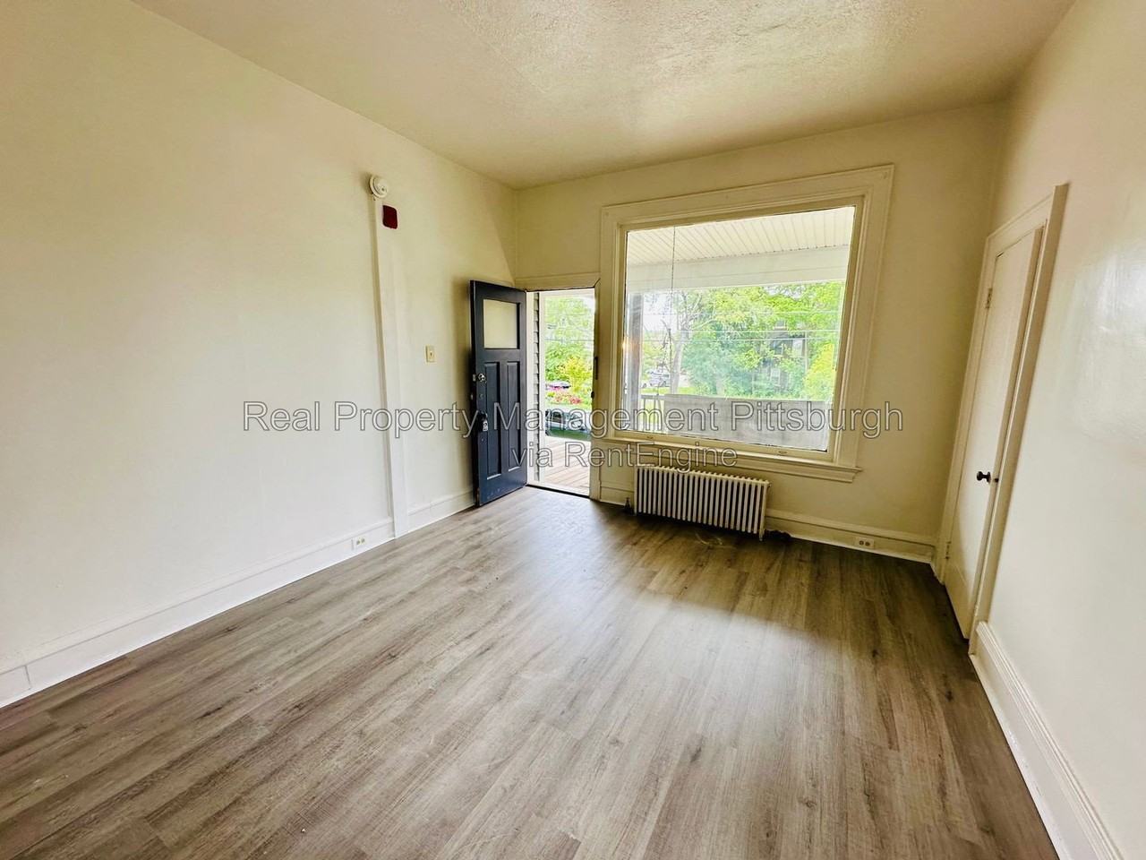 504 Coal St #1 - Photo 2 of 11