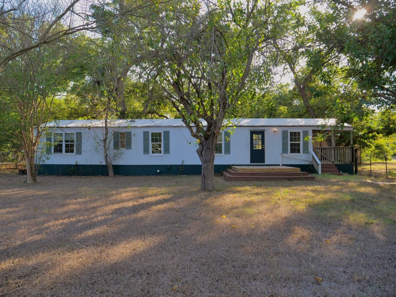 1504 Citation Cir #A - Photo 2 of 13