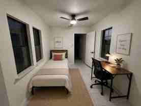 815 W Cooper St #4 - Photo 1 of 1