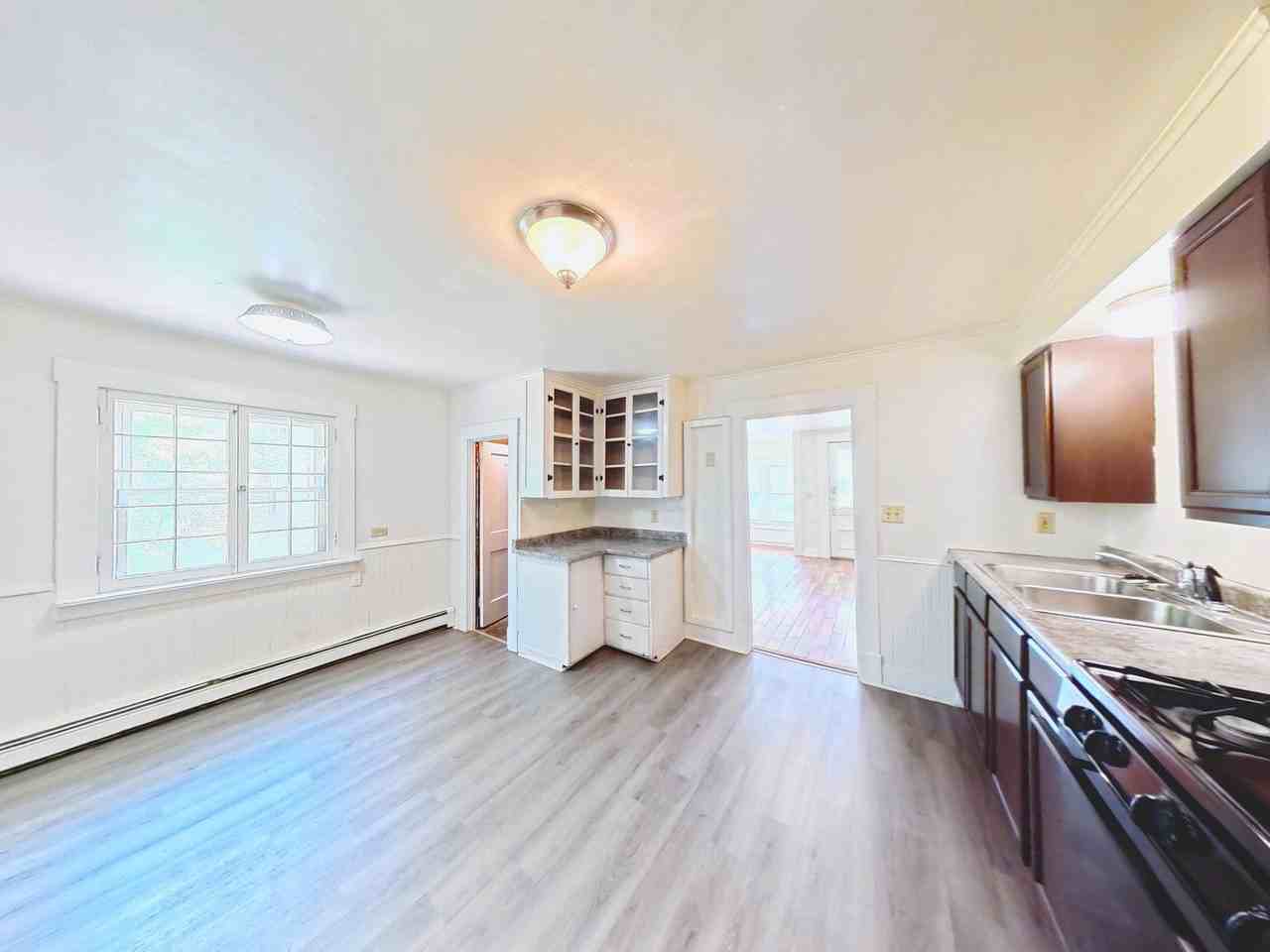 312 Colchester Ave