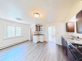 featured image of 312 Colchester Ave