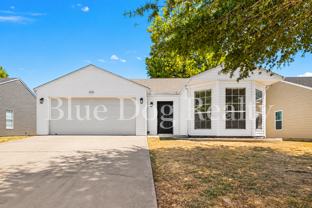 1206 Cresent St - Photo 1 of 1