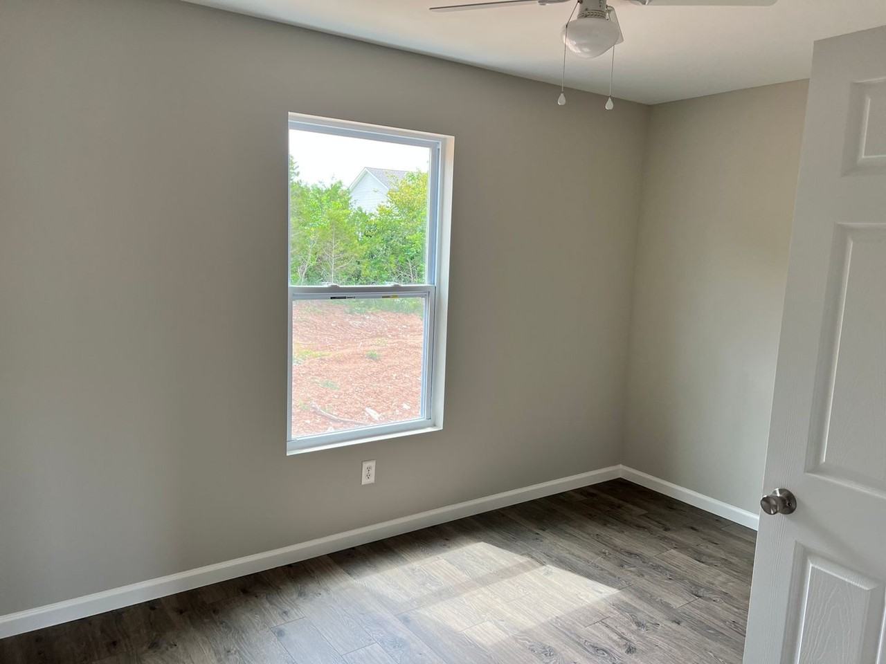 115 Springfield Heights Dr - Photo 4 of 12