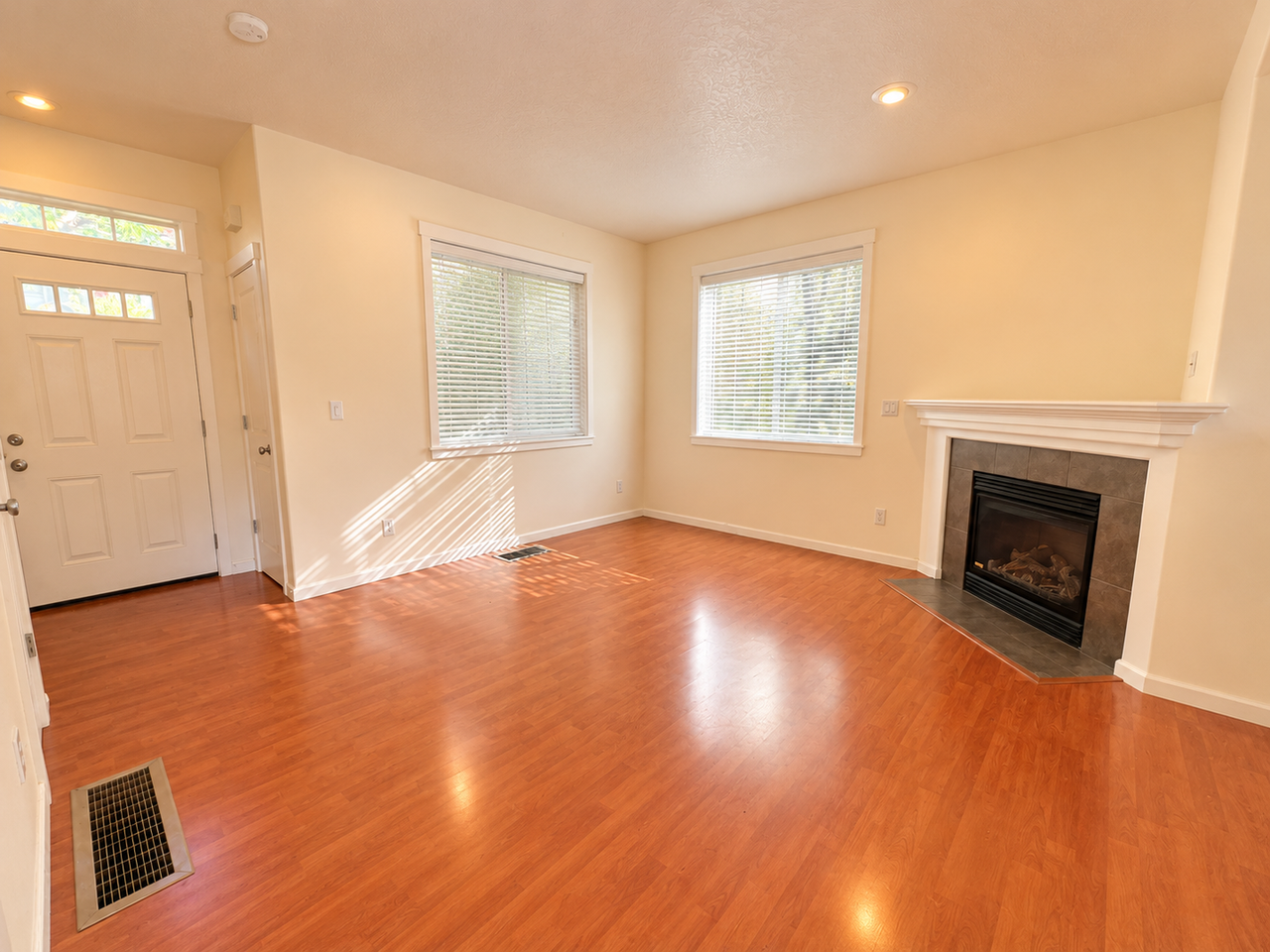 16270 Sw Gage Ln - Photo 6 of 42