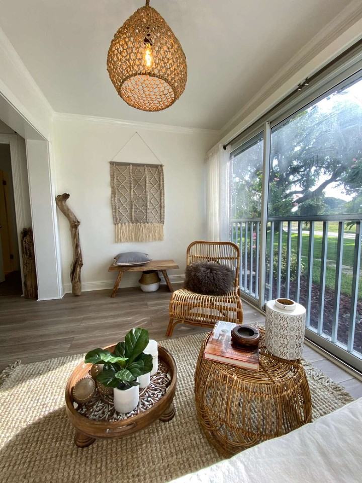 1900 Alamanda Dr #107 - Photo 2 of 24