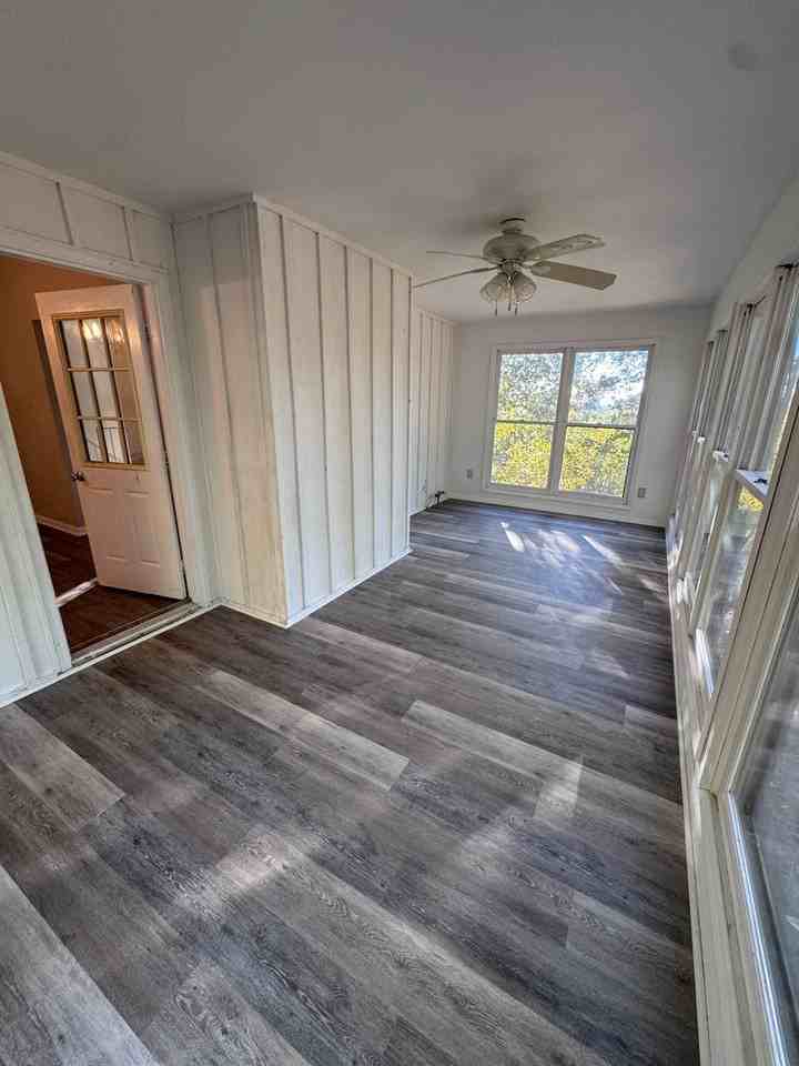 800 14th Ave Ne ##Ne - Photo 5 of 10