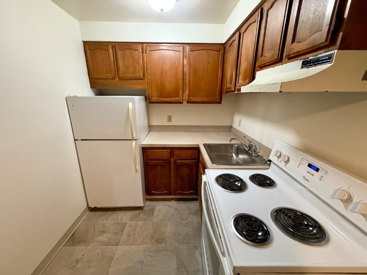 75 W 16th Ave - Photo 4 of 7