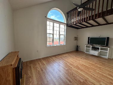 422 Laurel Ridge Rd #LOFT - Photo 3 of 18