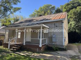 featured image of 1812 Se Center St