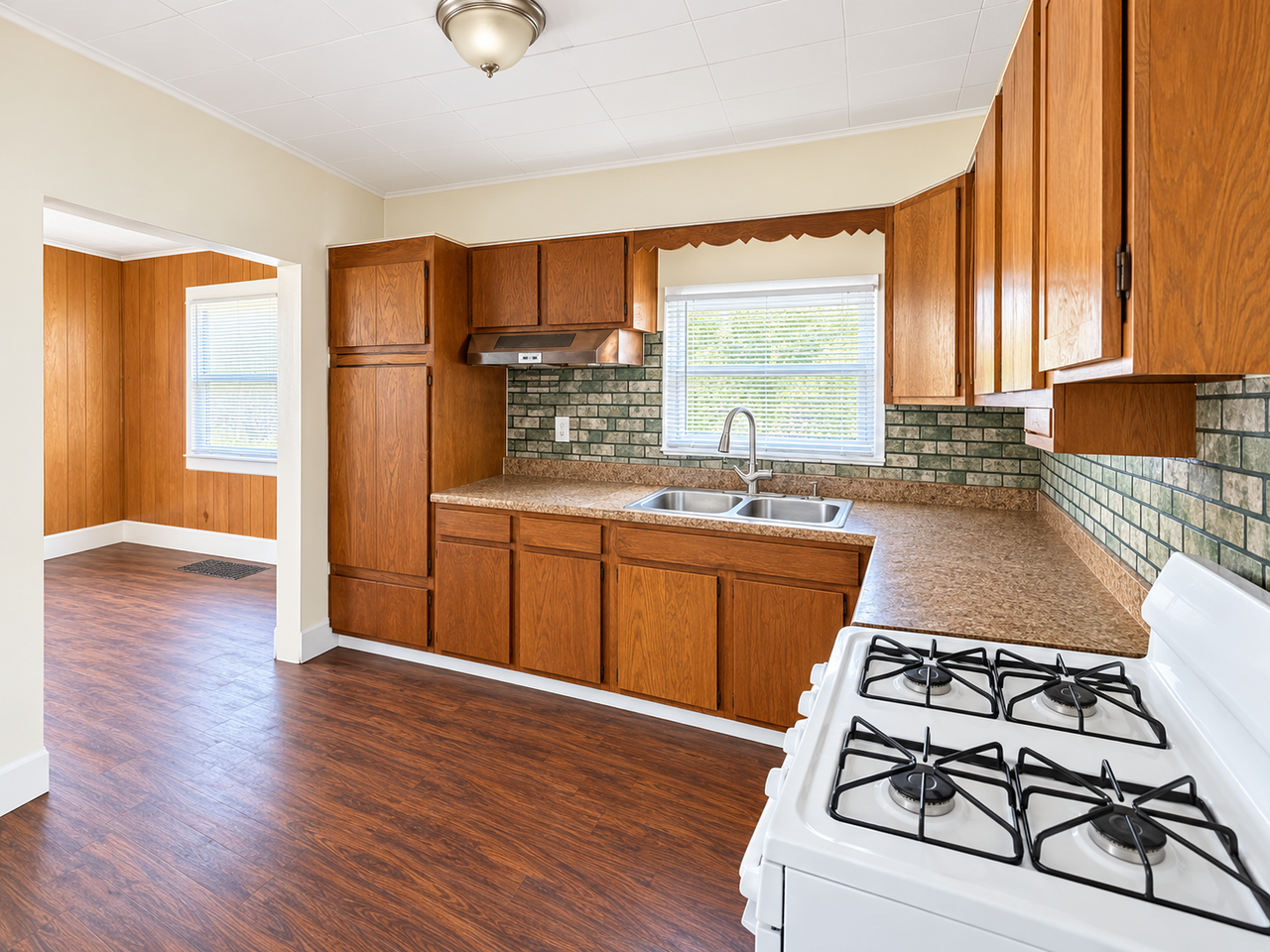 3400 Fulton St - Photo 4 of 11