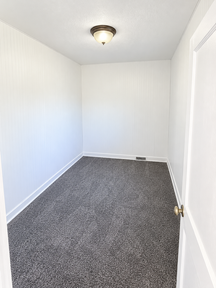 822 Campbell St #1 - Photo 6 of 11
