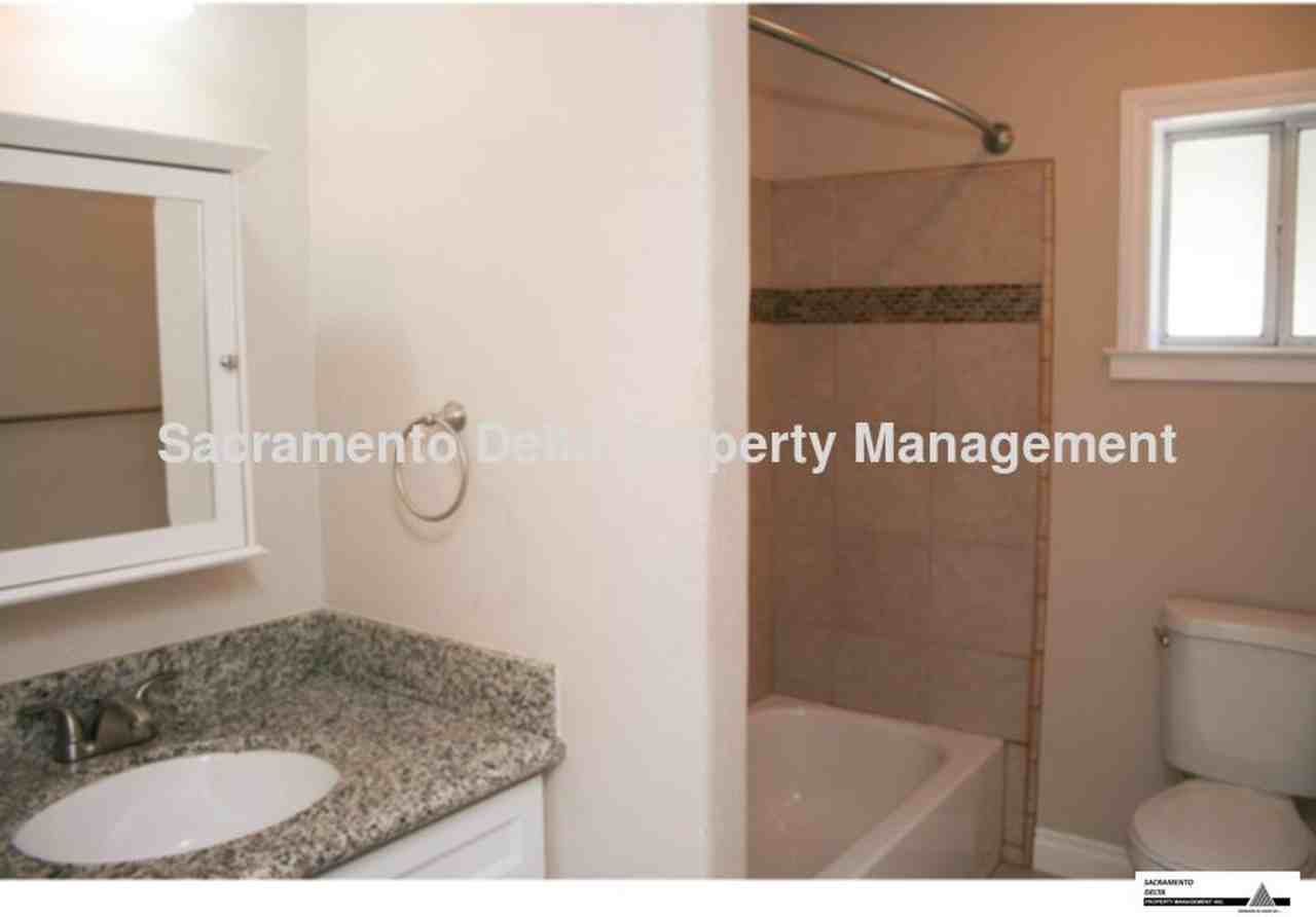 4205 56th St - Photo 7 of 8
