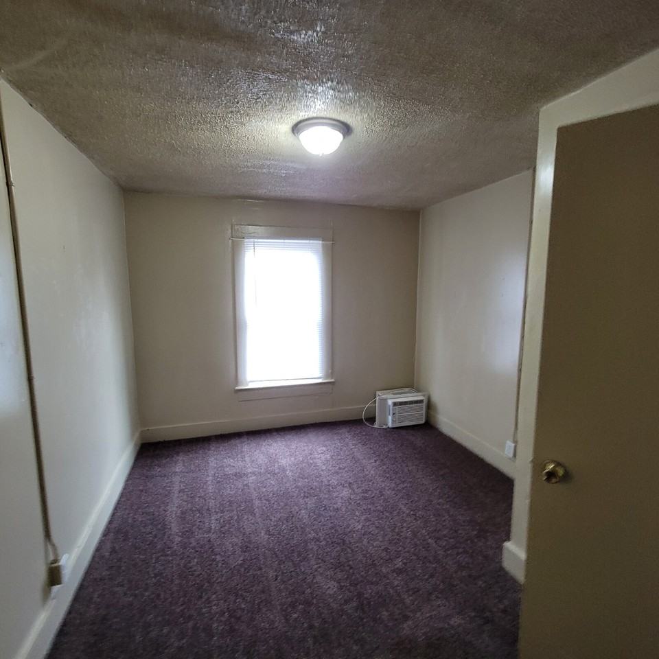 3210 Guilford Ave - Photo 2 of 10
