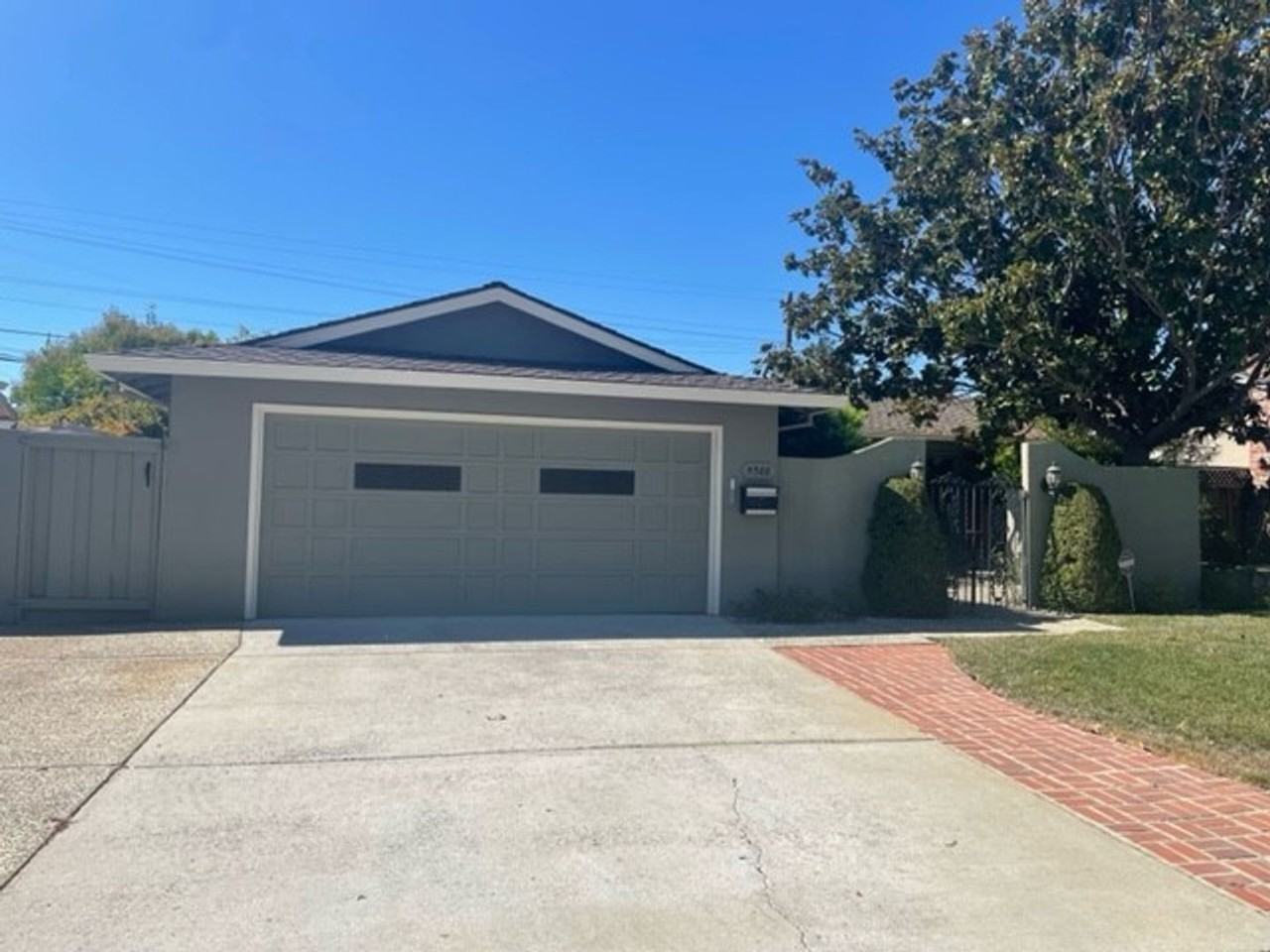 4588 Corona Dr - Photo 2 of 19