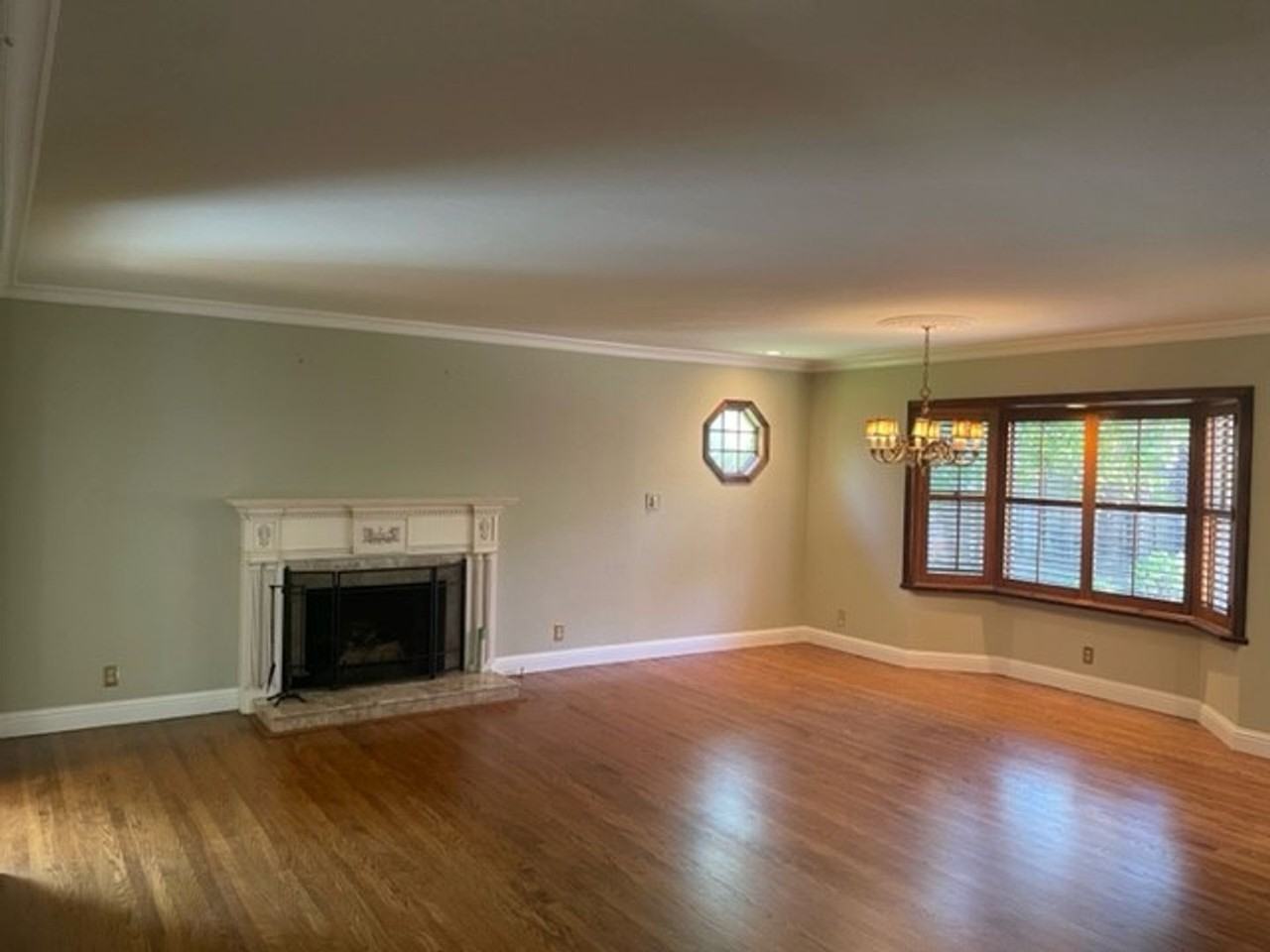 4588 Corona Dr - Photo 4 of 19