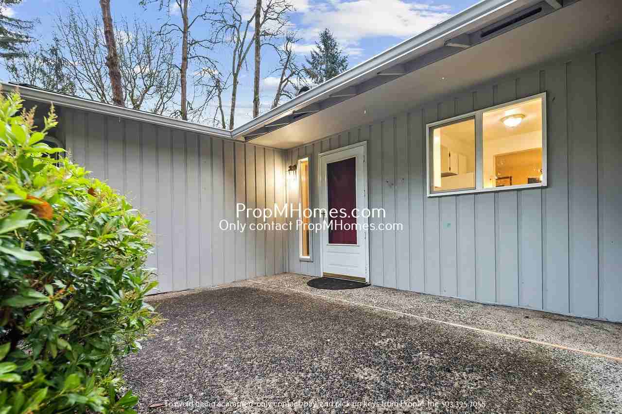 5143 Tualata Ln - Photo 2 of 27