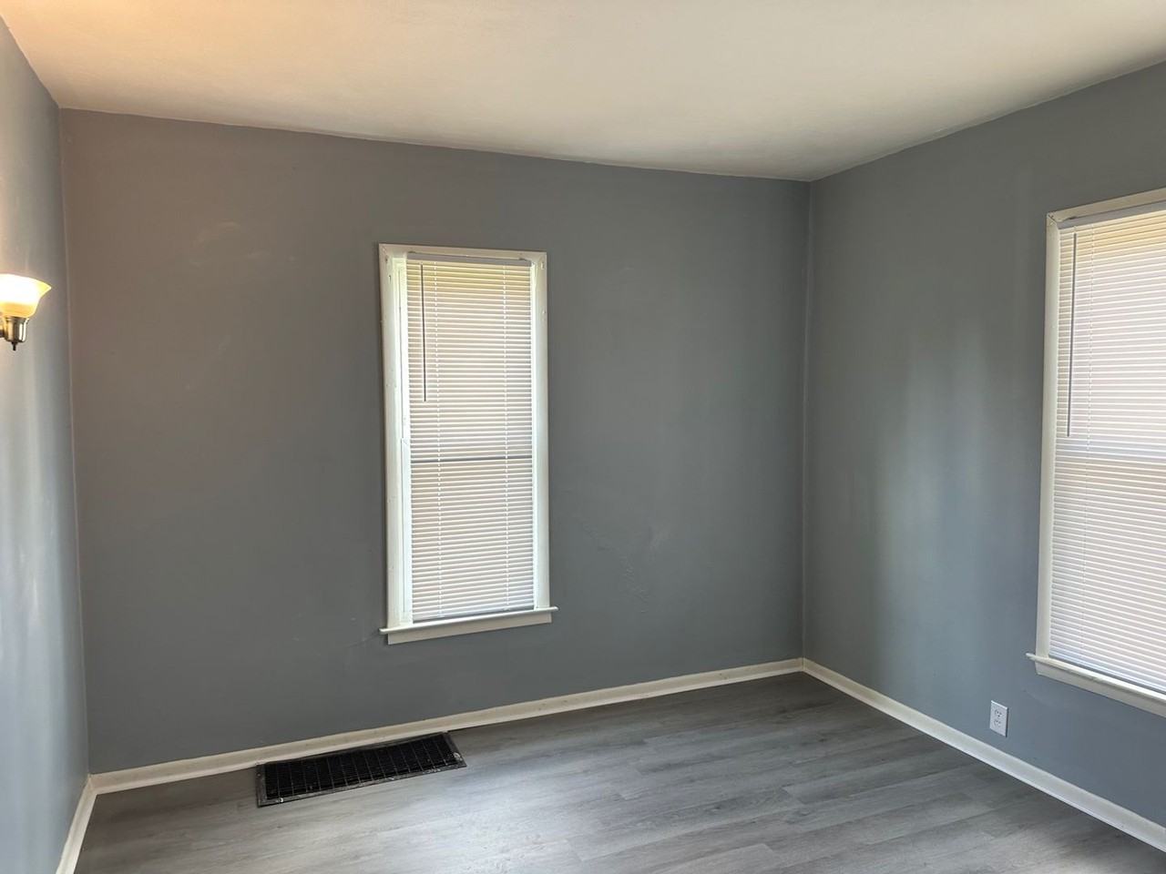 431 Mcpherson St - Photo 7 of 12