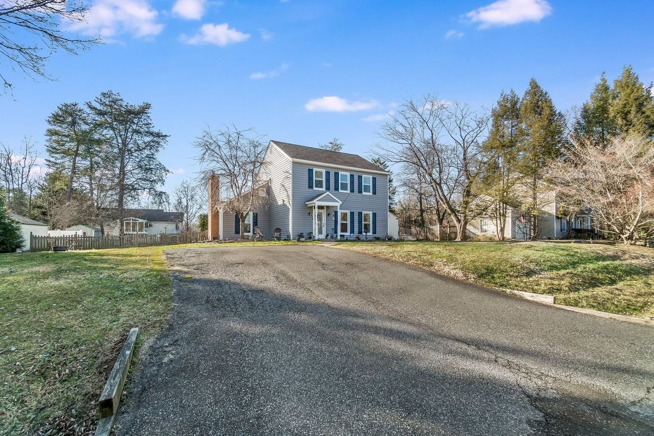 3 Mccormick Ct - Photo 4 of 36