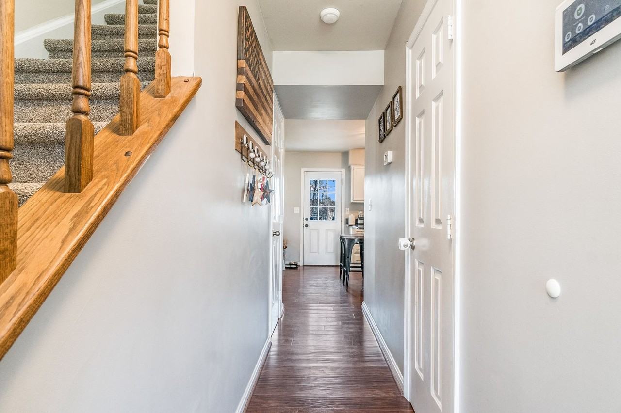 3 Mccormick Ct - Photo 6 of 36