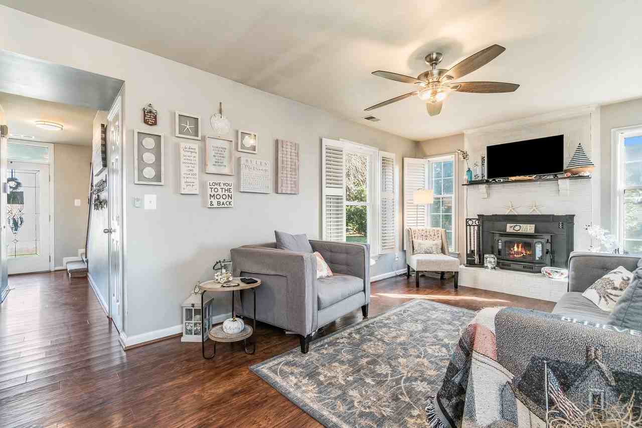 3 Mccormick Ct - Photo 7 of 36