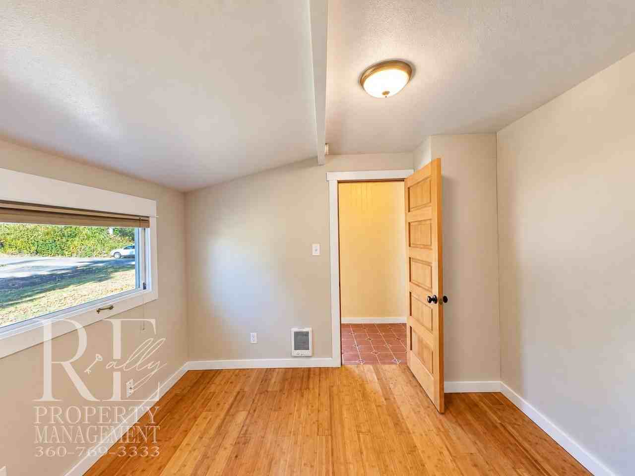 435 Nw Liberty Rd - Photo 5 of 41