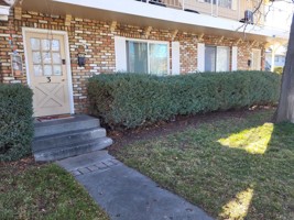 featured image of 210 David St