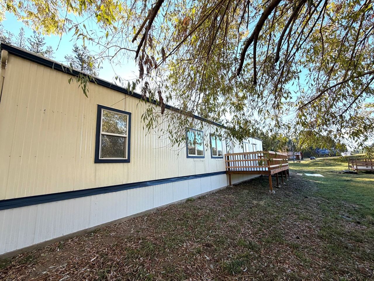 460 State Highway 282 - Photo 2 of 12