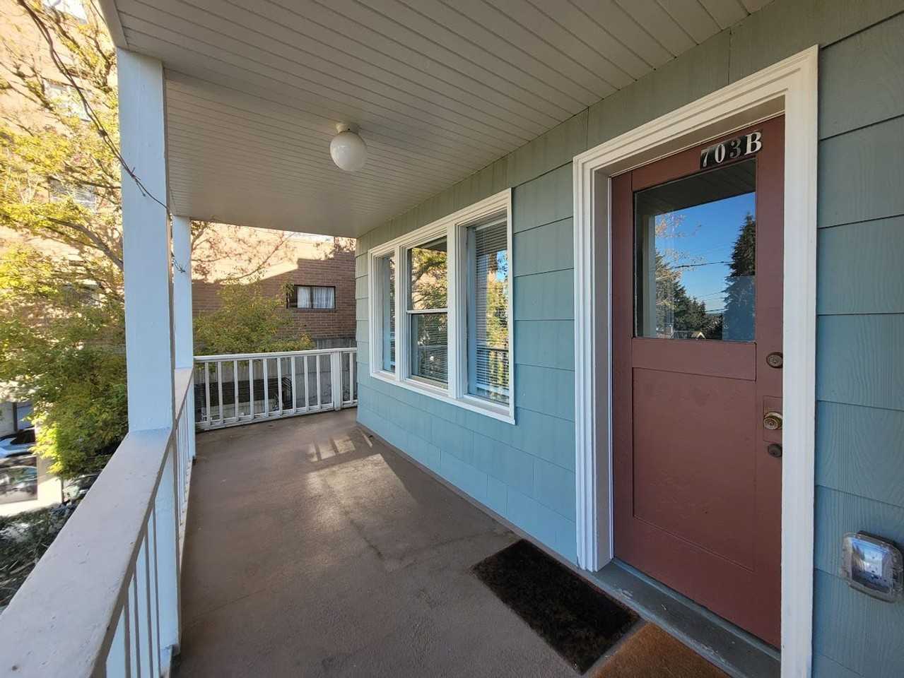 703 N Garden St #B - Photo 7 of 34