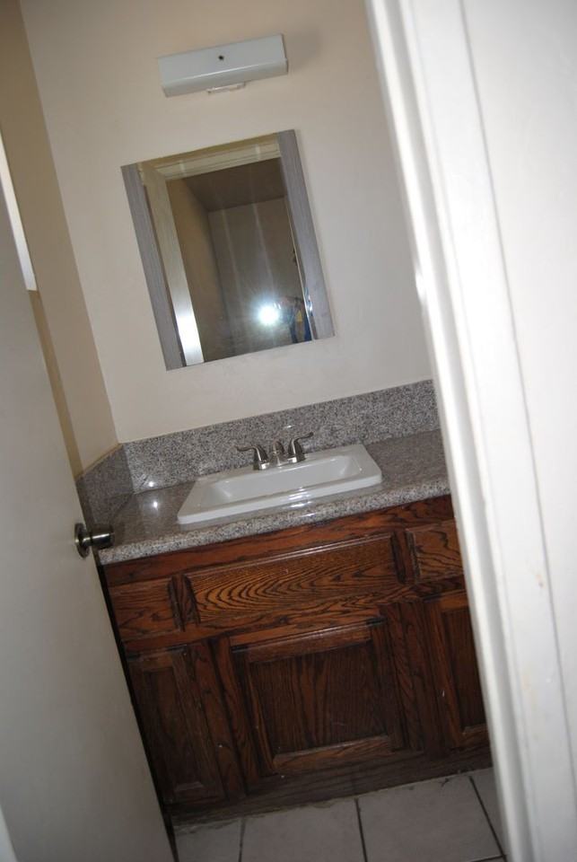 3900 Marilyn Pl - Photo 7 of 13